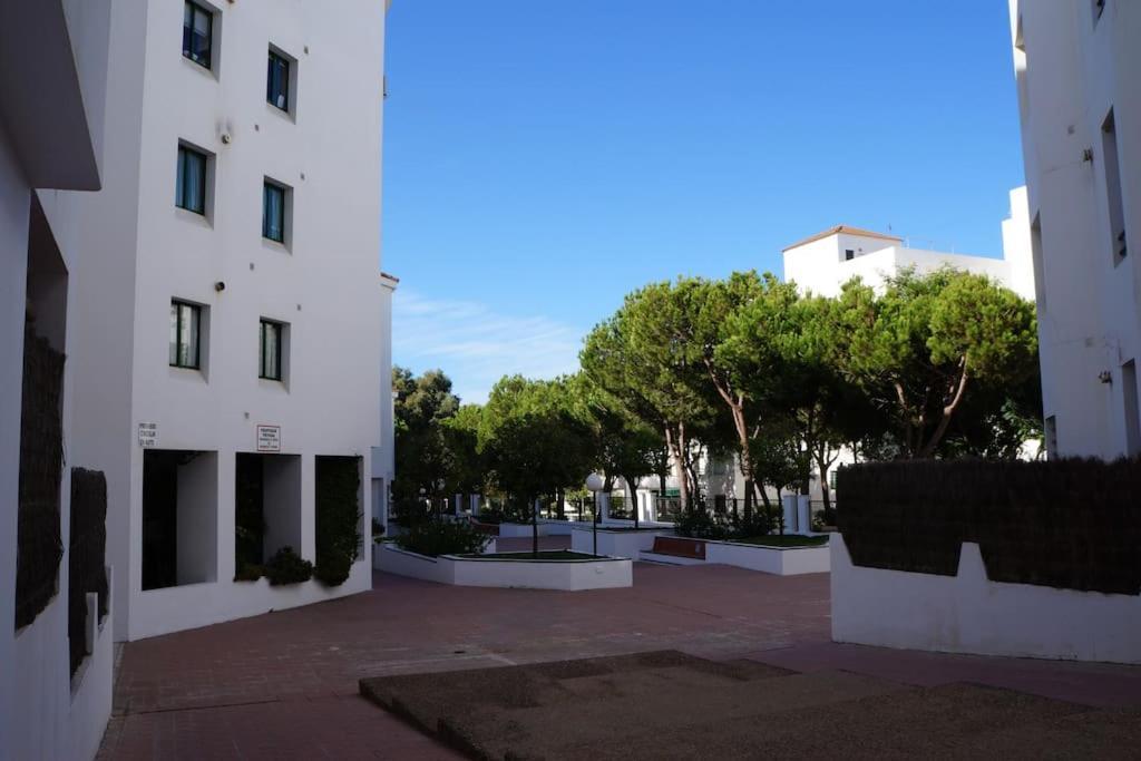 Piso Muy Moderno Para 4 Personas Y Una Cuna A 7 Min Caminando A La Playa, Con Aire, Balcon Con Vistas Y 2 Piscinas Ел Пуерто де Санта Мария Екстериор снимка